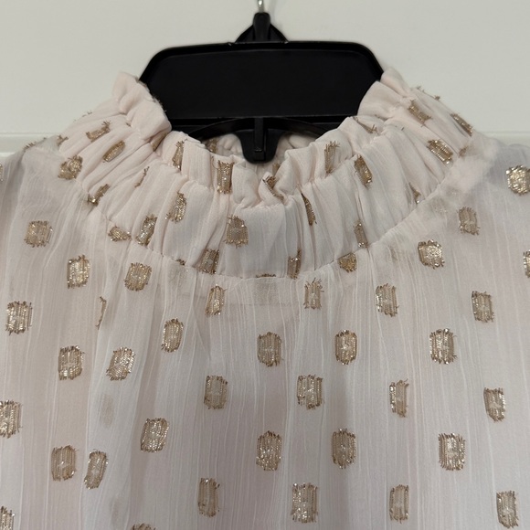 Women’s LOFT Petite Cream and Gold Top - Picture 5 of 9